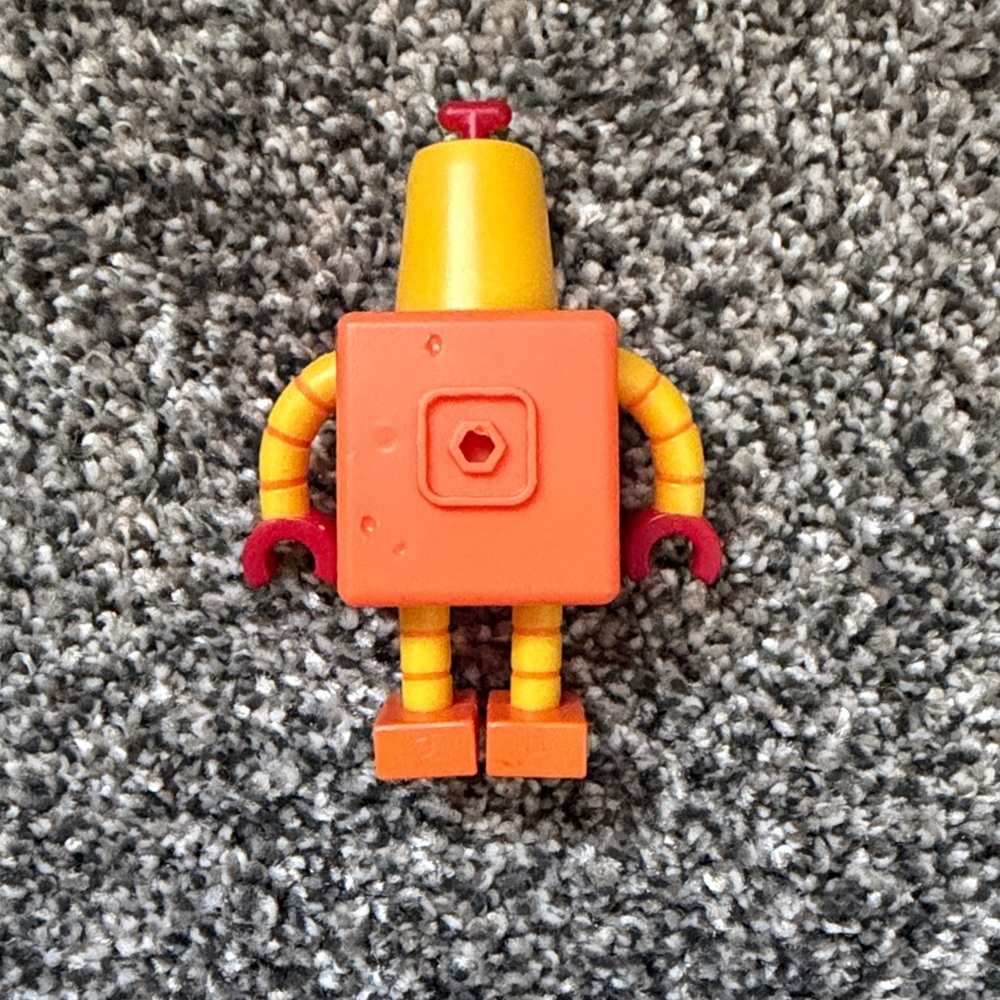 Sago Mini Hugbot - Picture 2 of 4